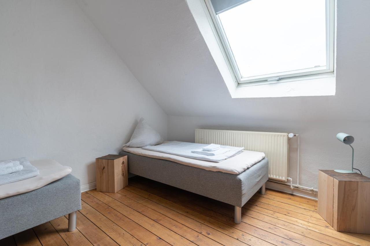 Stadtwohnungen Linden - Ferienwohnung Im Dachgeschoss ハノーファー エクステリア 写真